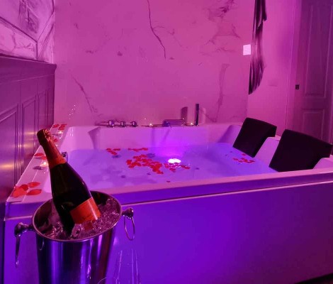 SUITE ROMA – IDROMASSAGGIO