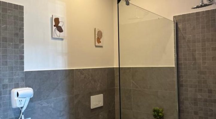 camera a ore Caserta