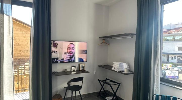 camera a ore Caserta