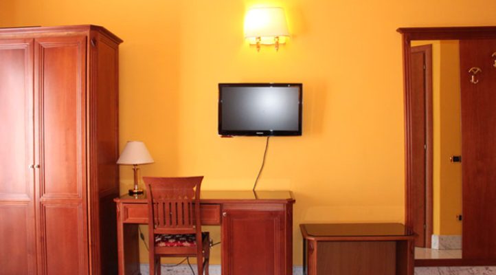 clara-camereaore-dayuse05